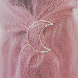 XThreads2020's tweet image. quotes that hit different :)