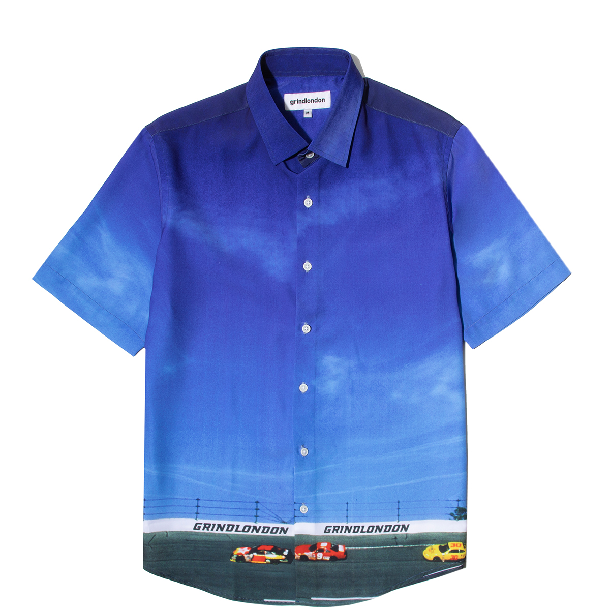 bodega's tweet photo. GRINDLONDON LOOPS S/S SHIRT - Available now online - https://t.co/7Q8CXvA3Ox - Free USA shipping on orders over $100 - Use code: BODEGAUSA #grindlondon #bodega #bdgastore https://t.co/XbxWez7Xum