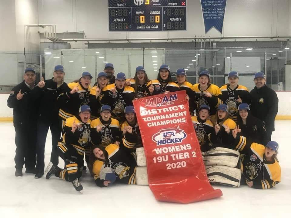 SCS19U's tweet photo. Even though we can't be physically together with our @SCSGirlsHockey sisters, happy #NationalSiblingsDay

@scs14u @scs16u https://t.co/g1tiXNXbbU