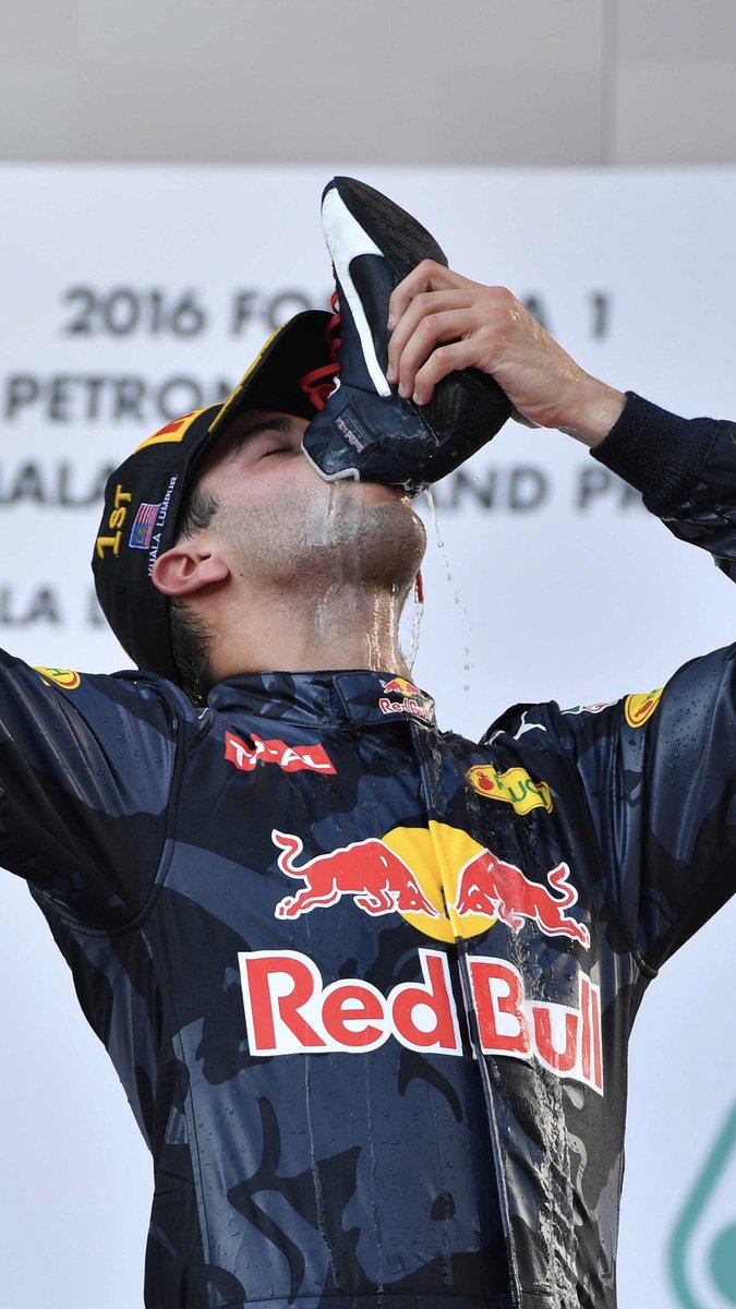 Daniel Ricciardo for Red Bull Racing lockscreens.