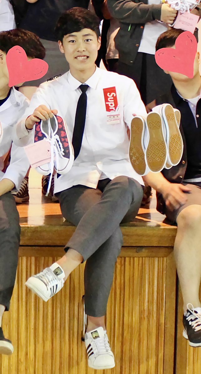 아 그거 아세요? 재욱이의 슈프림 사랑은 18살에도 여전했음ㅋㅋㅋㅋㅋㅋㅋㅋㅋㅋㅋㅋㅋㅋㅋㅋㅋㅋㅋㅋㅋㅋㅋㅋㅋㅋㅋㅋㅋㅋㅋㅋㅋㅋㅋㅋㅋㅋㅋㅋㅋ 갑자기 생각났엌ㅋㅋㅋㅋㅋㅋㅋㅋㅋㅋㅋㅋㅋㅋㅋㅋㅋㅋㅋㅋㅋㅋㅋㅋㅋㅋㅋㅋㅋㅋㅋㅋㅋㅋㅋㅋㅋㅋㅋㅋㅋㅋㅋㅋㅋ