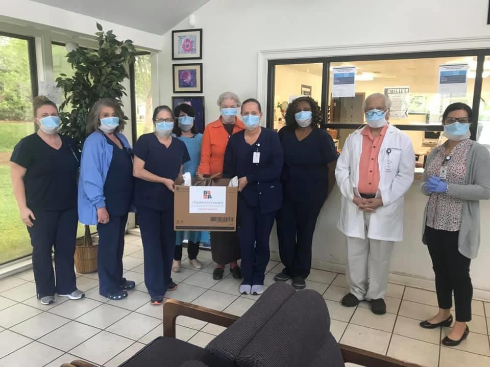 CCDevAuthority's tweet image. The CCDA provided meals for every person in every department on Wednesday at EAMC-Lanier. We can't express how much we appreciate all the hard work and dedication of our local medical professionals. We are behind you all the way! #chambersstrong