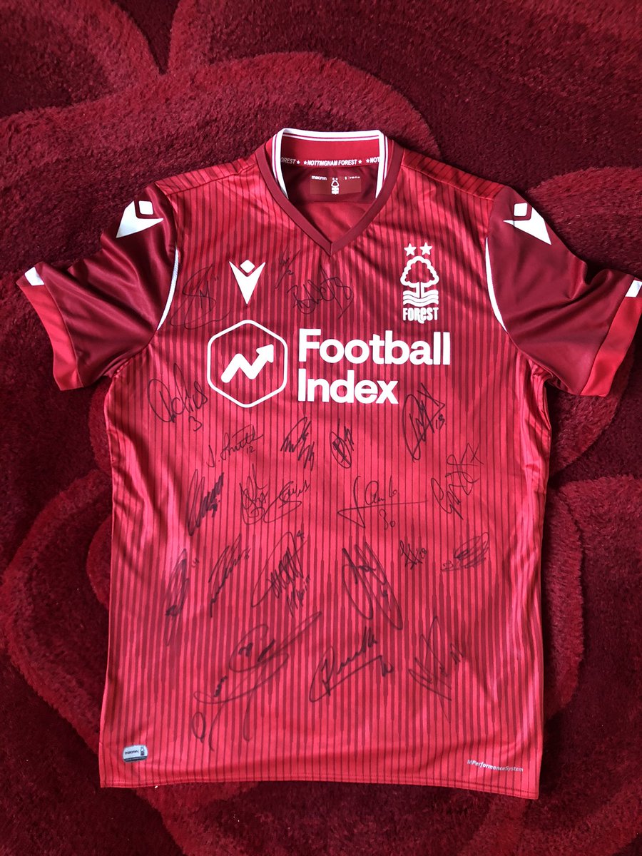 ncfcjones9's tweet photo. AUCTION.
Signed Nottingham Forest shirt. 
Signed @JordanGKSmith gloves.  
Ends Tuesday 14th 5pm. 
Highest bid currently: £100

All money raised to go to @NHSuk 

@NFFC @Official_NFSC @NFFC_live @BBCRNS @keithbw81 @littleleod @JLolley23 @aerialsian @dillon19nffc @karljhudson https://t.co/OYkQXZO7Mk