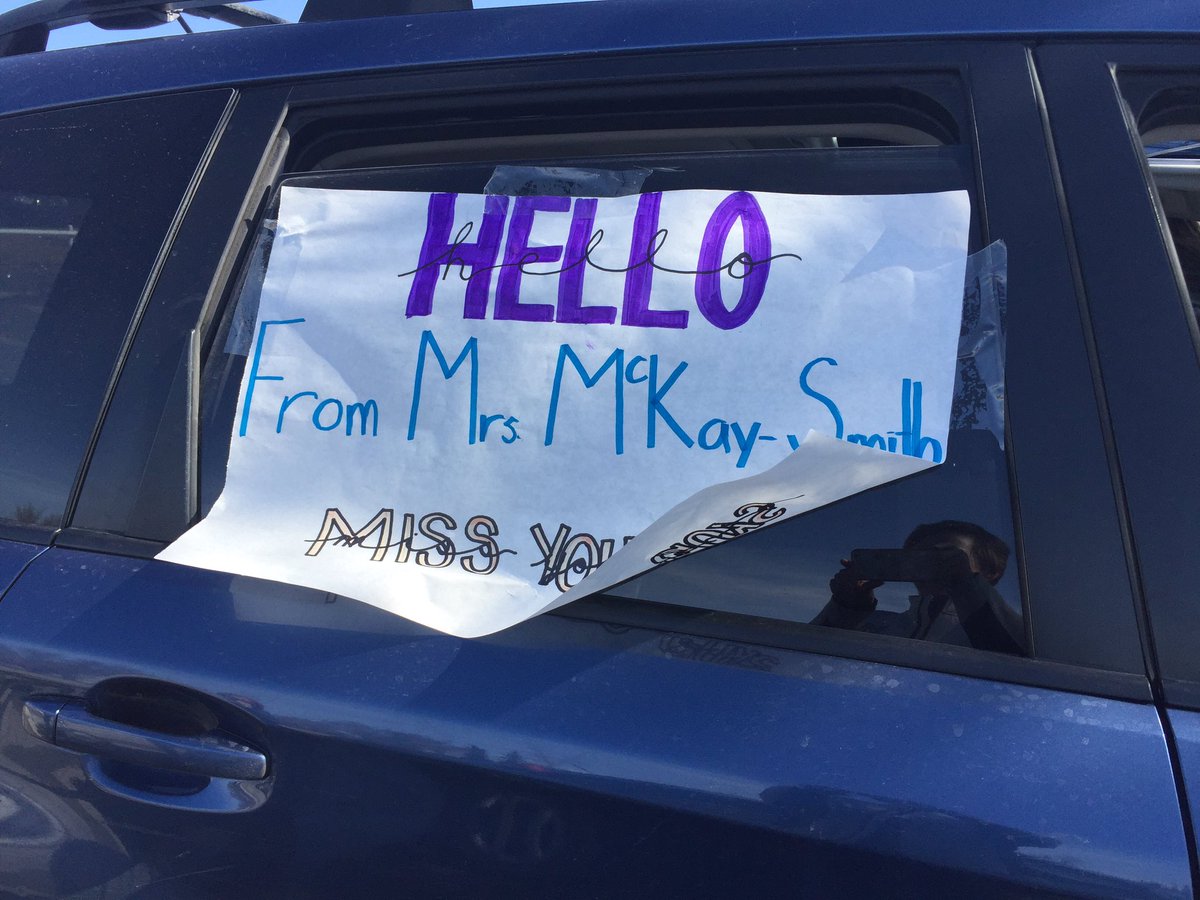 mrsmckaysmith's tweet photo. Thank you to all of the Edgemont staff and families for coming out to our parade. I loved seeing so many smiling faces. We miss all of you. #EdgemontStrong #EdgemontCBE https://t.co/bezIbbUQey