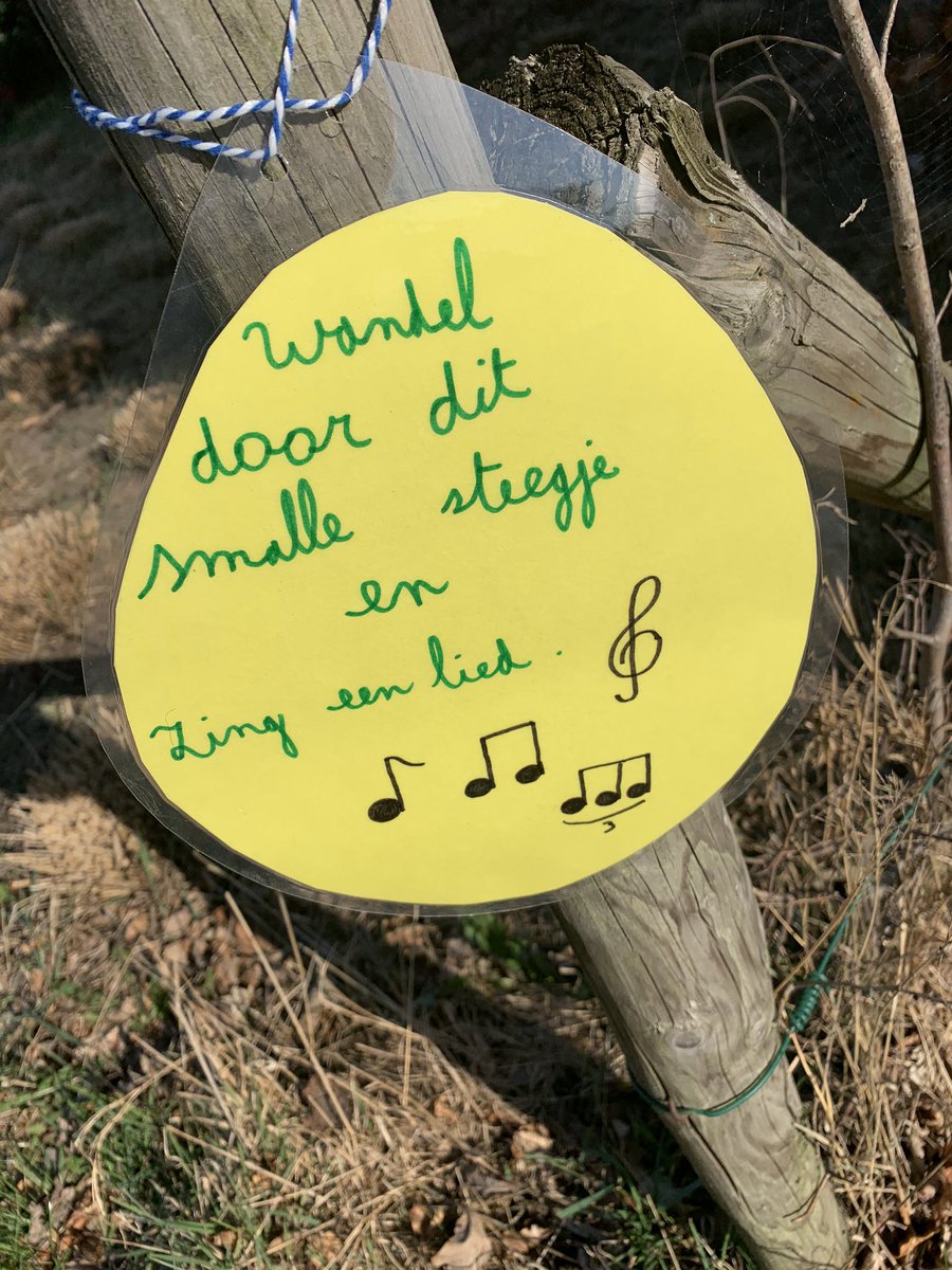 Omdat alleen maar wandelen 🚶‍♀️ op den duur ook aan spankracht verliest ... volg de 🥚 en voeg een dimensie toe #paaswandeltochtwolfsdonk #hashtagvananderhalvemeter #houafstand #zaligpasen