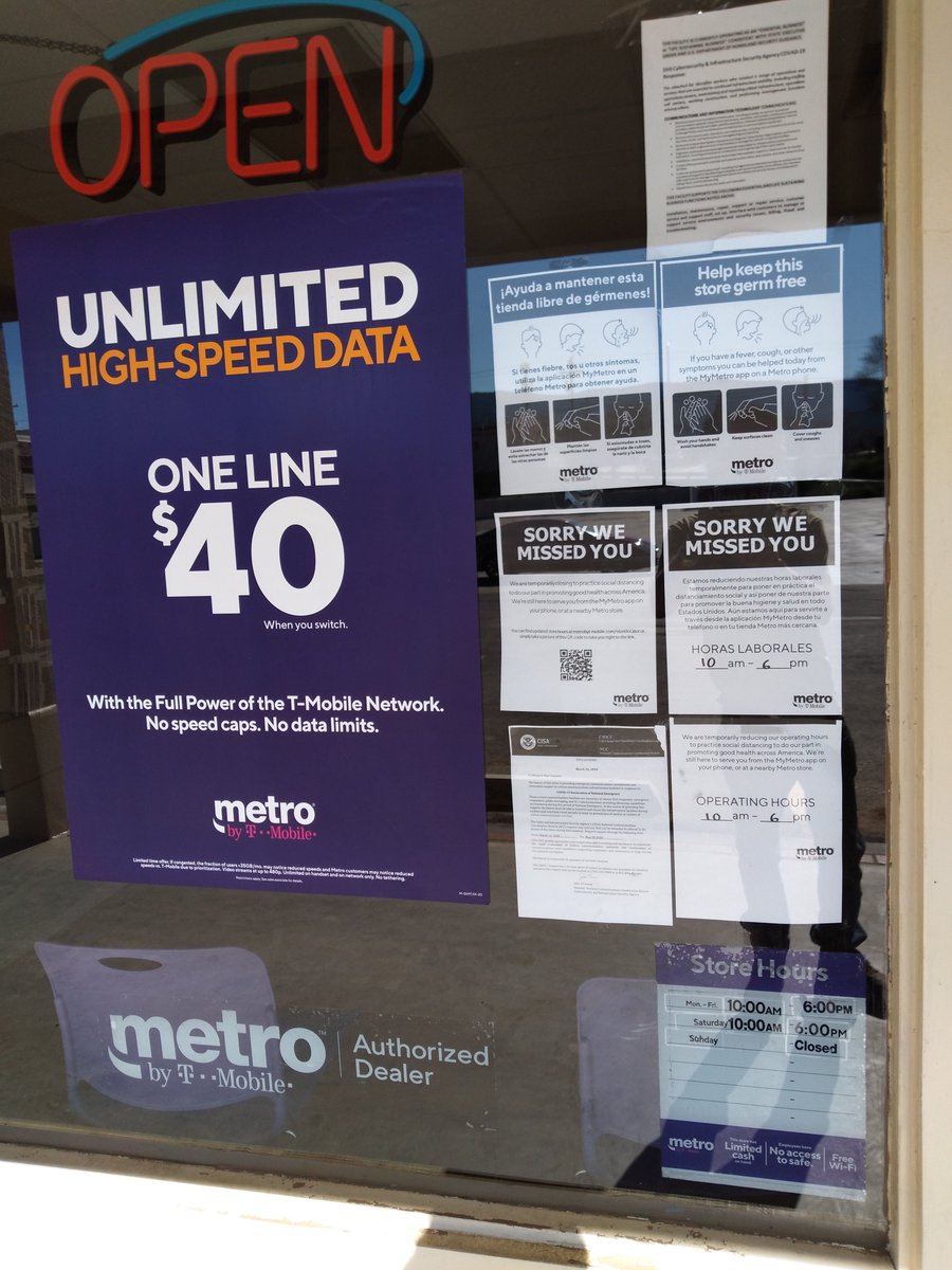 QueerWire's tweet photo. The phone companies said they would help us. My phone expired at midnight. Couldn't call 85 y/o mom.
@sprint 
@TMobile 
@ATT 
@MetroByTMobile https://t.co/FXGmKJ31r5