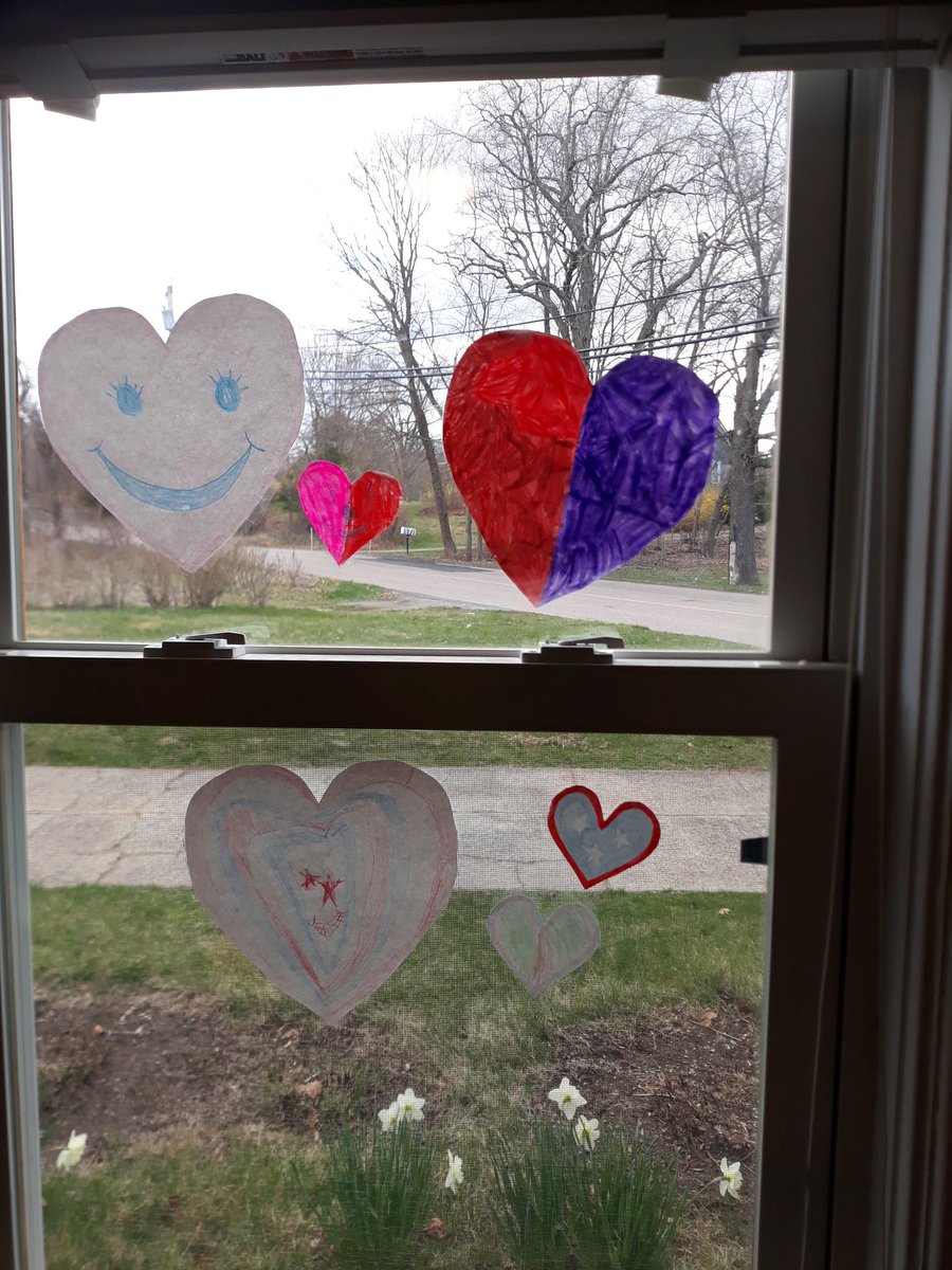 may_jhenn666's tweet photo. Logen and Bryan colored hearts for our windows to share their love and show Norton school pride ❤
#HeartsInTheWindow #NPSSharesTheLove #NPSPride #littleschoolbigheart https://t.co/2C5nAisrfC