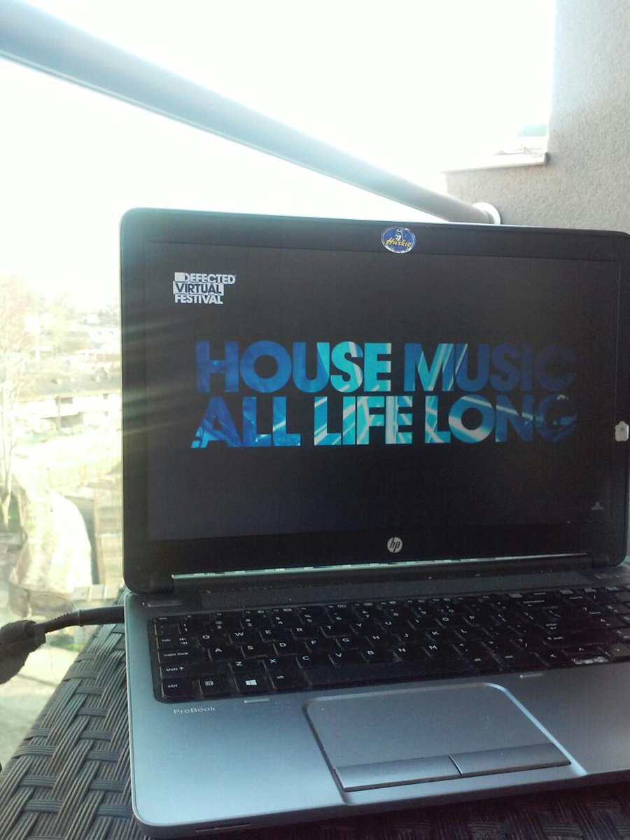 _Manevski's tweet image. My neighbors listen to awesome music 😊
Defected #VirtualFestival 3.0 🕺💃🎧
@DefectedRecords in the House 🏠
#WeAreDefected 😎
#HouseMusicAllLifeLong 🙌