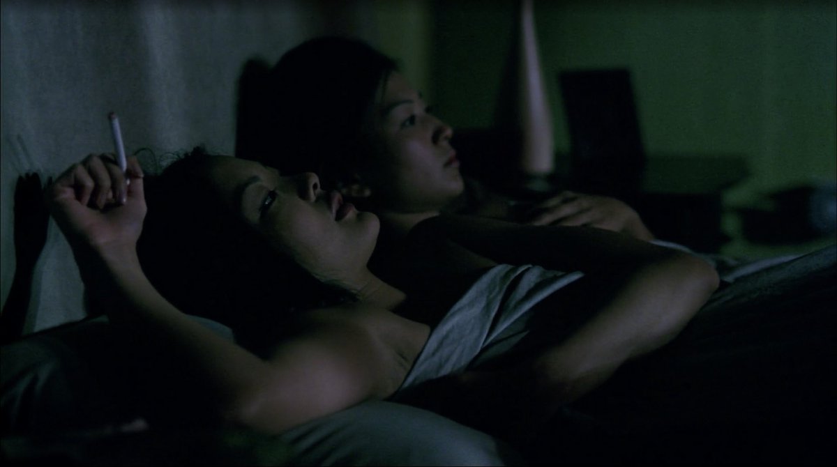 22. saving face (2004) dir. alice wuchinese-american lesbian and her traditionalist mother are reluctant to go public with secret lives that clash against cultural expectations