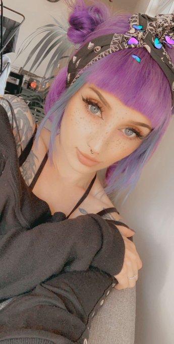 💜💙 https://t.co/vaD8clvWo5