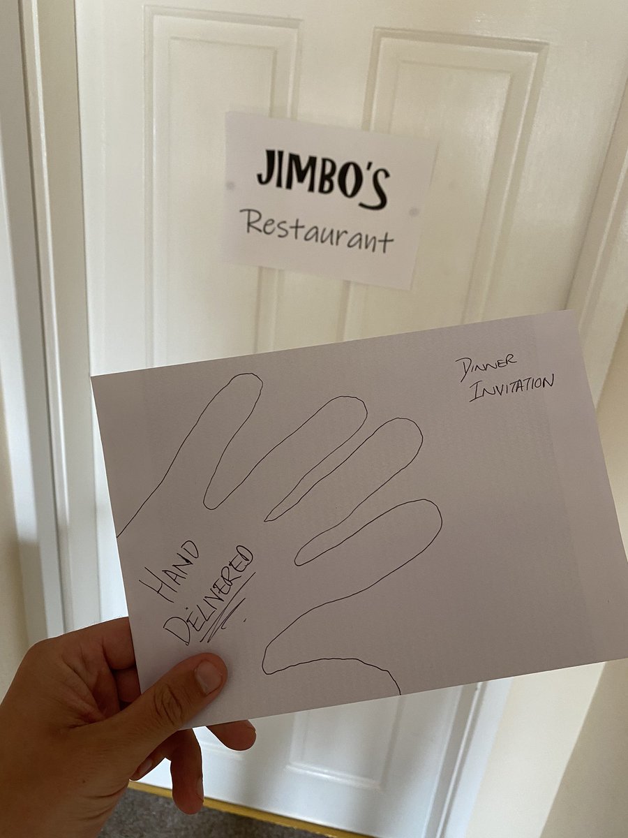 JamesBartlett01's tweet photo. Setting up for a surprise dinner for the girls.
While they are out for a walk I am preparing to turn the kitchen into a restaurant. 😂 #dinnerdate #dinnerideas #lockdownidea #LockdownExtended #EasterWeekend #GoodFriday2020 #StayHome https://t.co/mQ6TUE2Sog