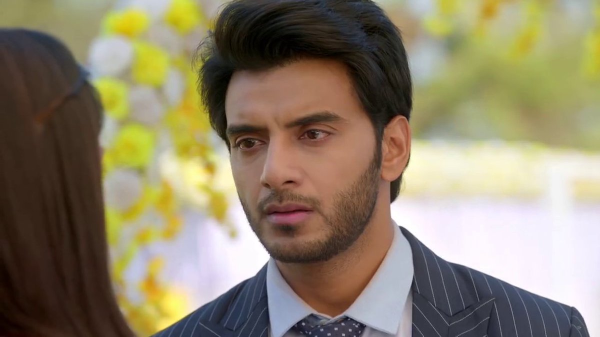 tps1392's tweet photo. rosh : jiss insaan ko meri aansu behne se farak ny padta, usse khoon behne se bhi ny padna chyiye...!๐ฅ๐ฅ
#IfWordsCouldKill , aman wud hav died then and there! #YehhJaduHaiJinnKa https://t.co/OIjFeaH0B7