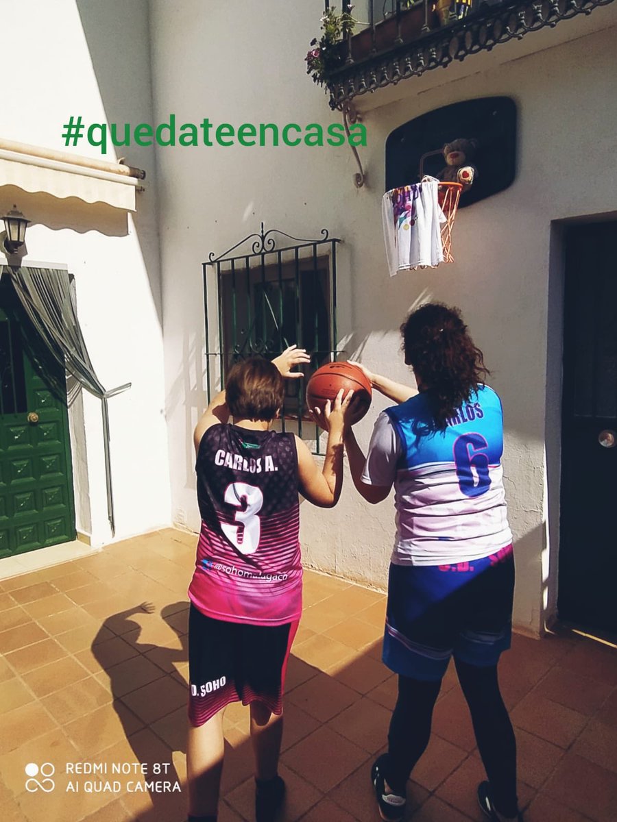 SohoMalagaFS's tweet photo. Los chicos/as del club mandan sus mensajes de animo son unos campeones!!! Pronto volveremos a realizar lo que mas nos gusta⚽️🏀🏐 https://t.co/zxXsyrsI9P