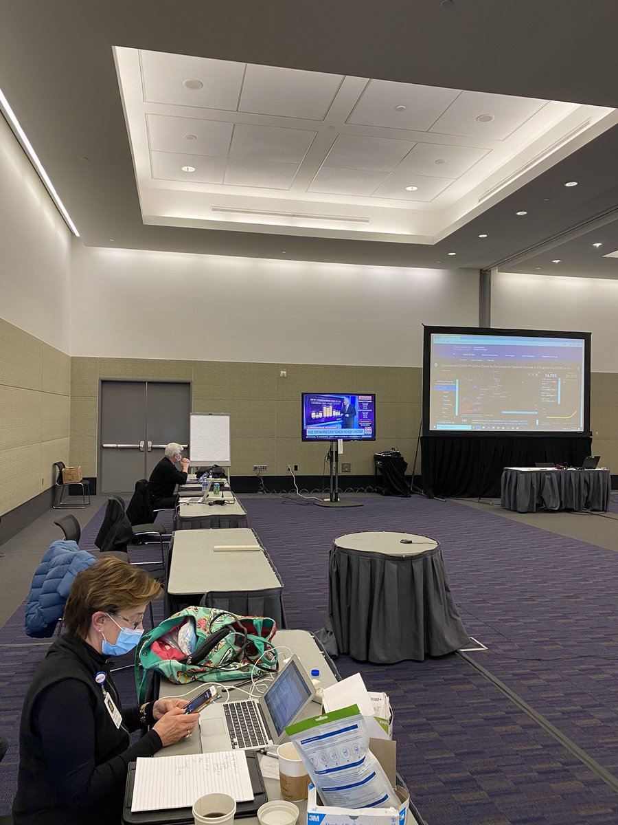 This is the incident command center. They don’t normally look this spaced out. This is where logistics are run. The famous WebEOC is our data management tracking system. And there is  @Cnn  @JohnKingCNN on screen.  #logistics 6/