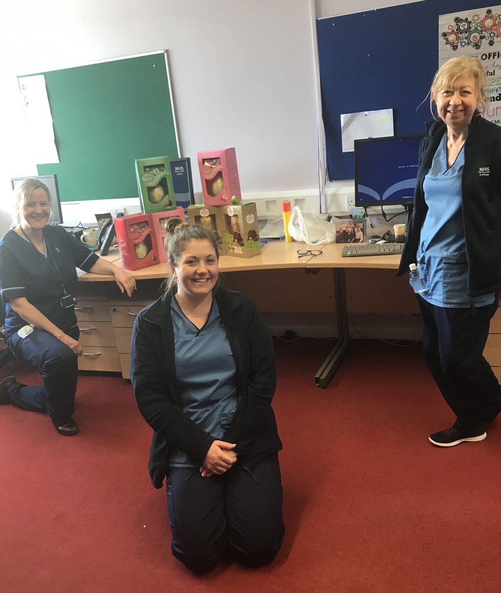 MidlothianHSCP's tweet image. Thanks so much to @dobbies for the fantastic donation of Easter eggs for our frontline health &amp;amp; social care staff. Eggs were distributed far and wide but here's some District Nurses in #Penicuik &amp;amp; some Care at Home staff getting to grips with theirs #GoodEggs #KindnessMidlothian