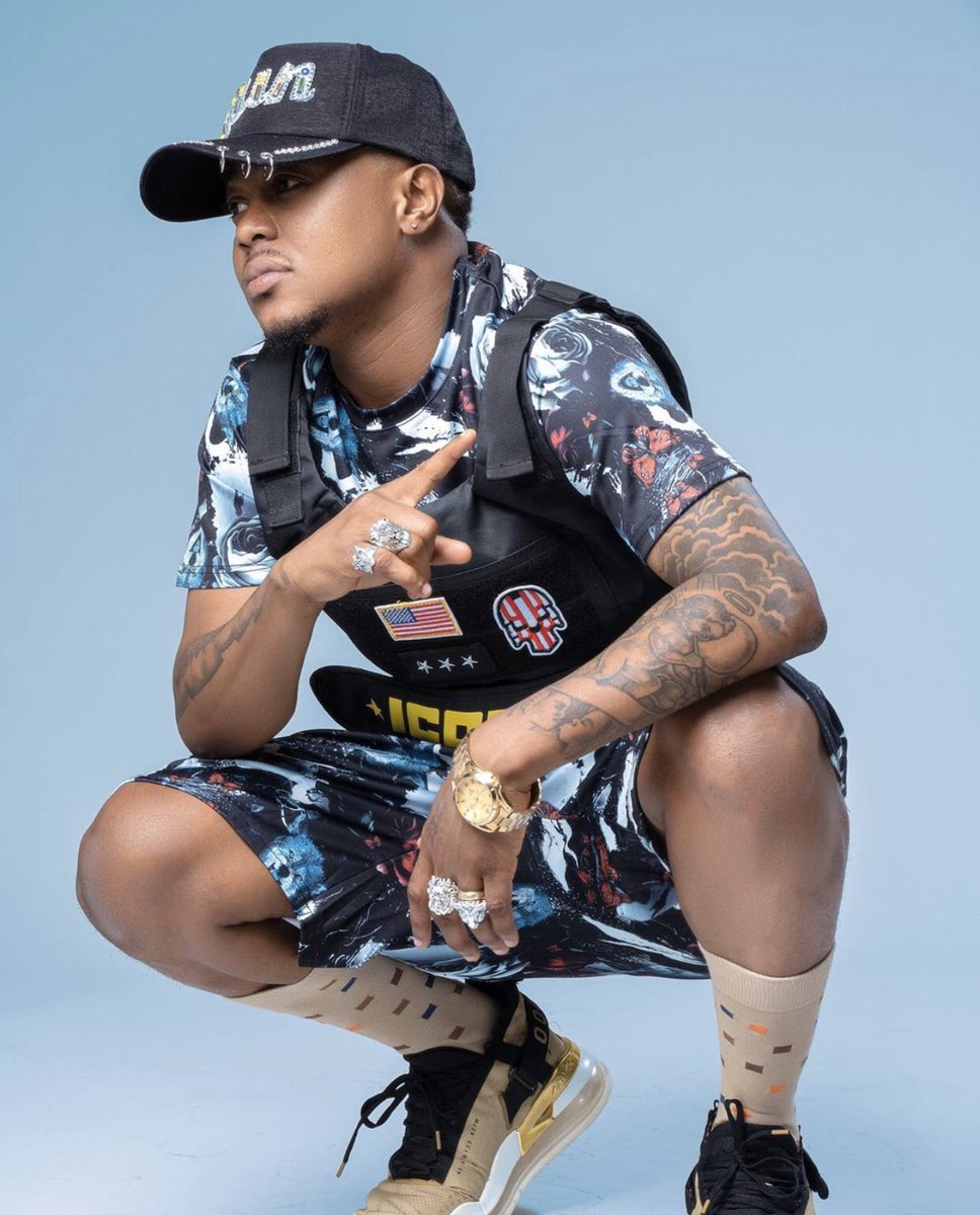 Werrason’ ex singer Deplick Pomba Victims of car crash in kinshasa . « God is strong . I thank him for the breathe of life . Life is worthy than Materials » Written On His Instagram Account #CongoToGlobal #RDC #Music