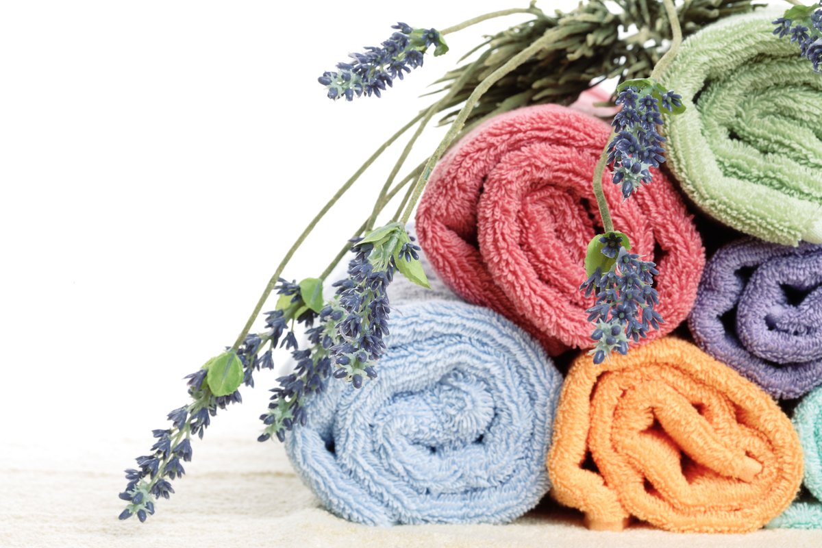 MountVernonFlat's tweet photo. Melt away the day's stress from the comfort of home with these simple self-care ideas: https://t.co/BBK5xFKSFs  #selfcare #spaday #treatyoself #takecare https://t.co/aibLAgf9ch