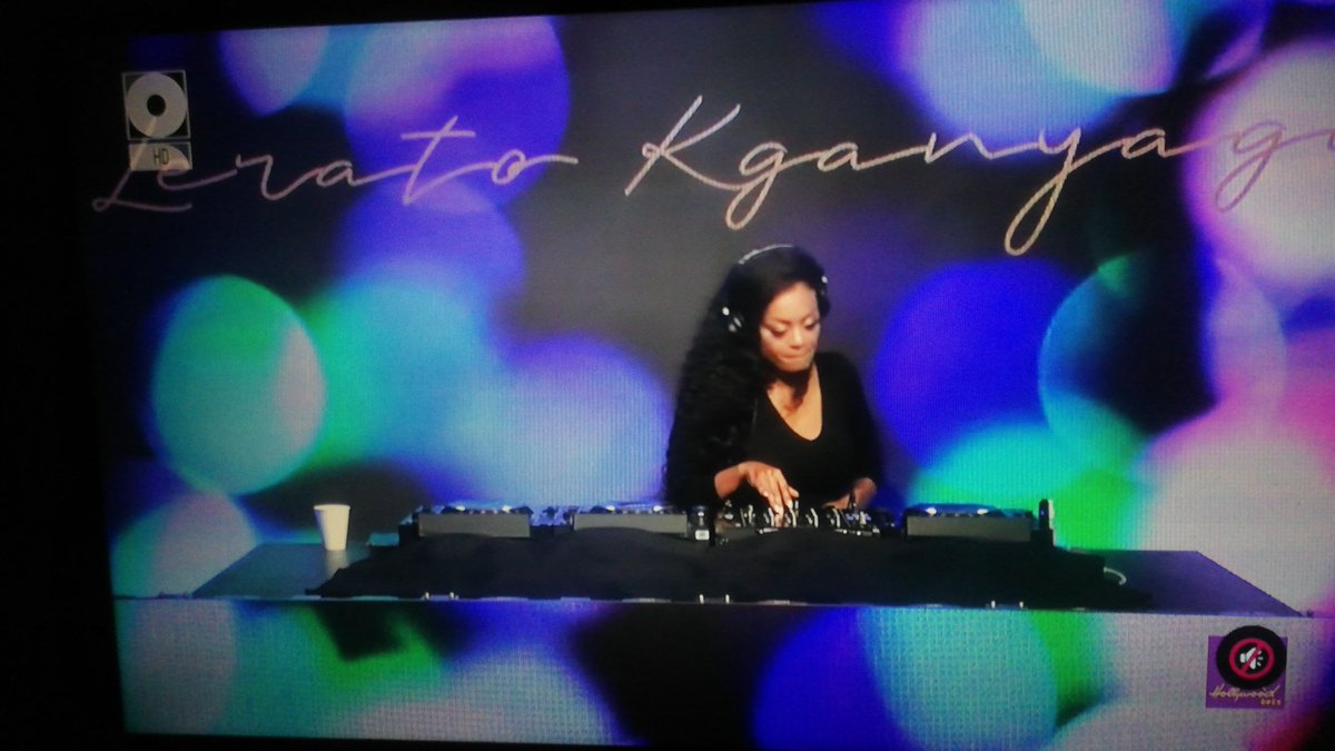 MansNotCorrupt1's tweet photo. The Bold and the Beautiful!! 
🔥🔥Lerato Kganyako🔥🔥

Hit us up Queen 👑 🕺💃
@Leratokganyago @Shimza01 @iam_ph
#LockdownExtended #Day15ofLockdown #GoodFriday https://t.co/nvTqyGaEkP