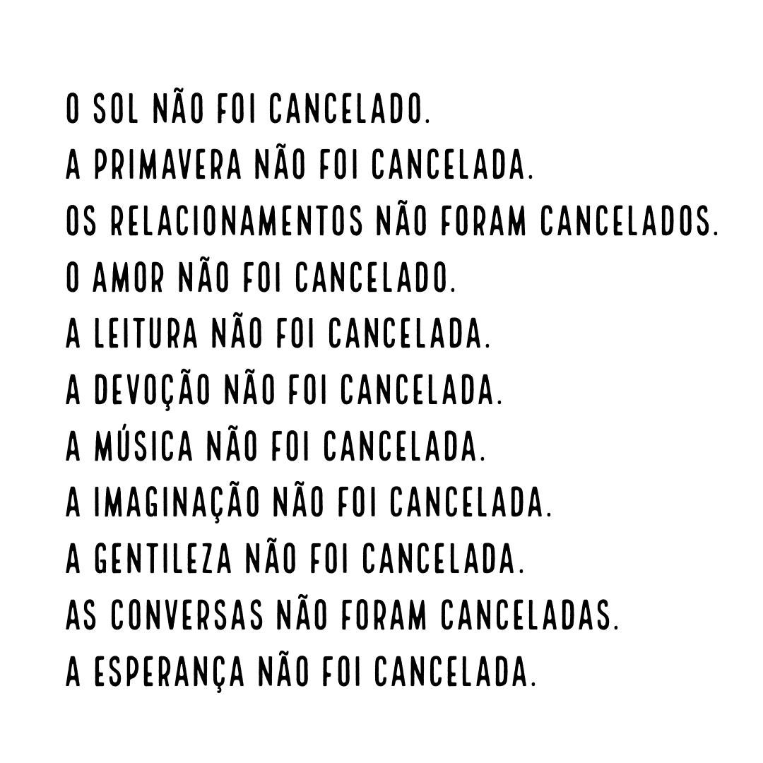 gloriapires's tweet photo. Abrace, beije e agarre tudo isso! 
Uma sexta-feira de muito amor para todos nós! ⭐ https://t.co/2xsWbmwKLH