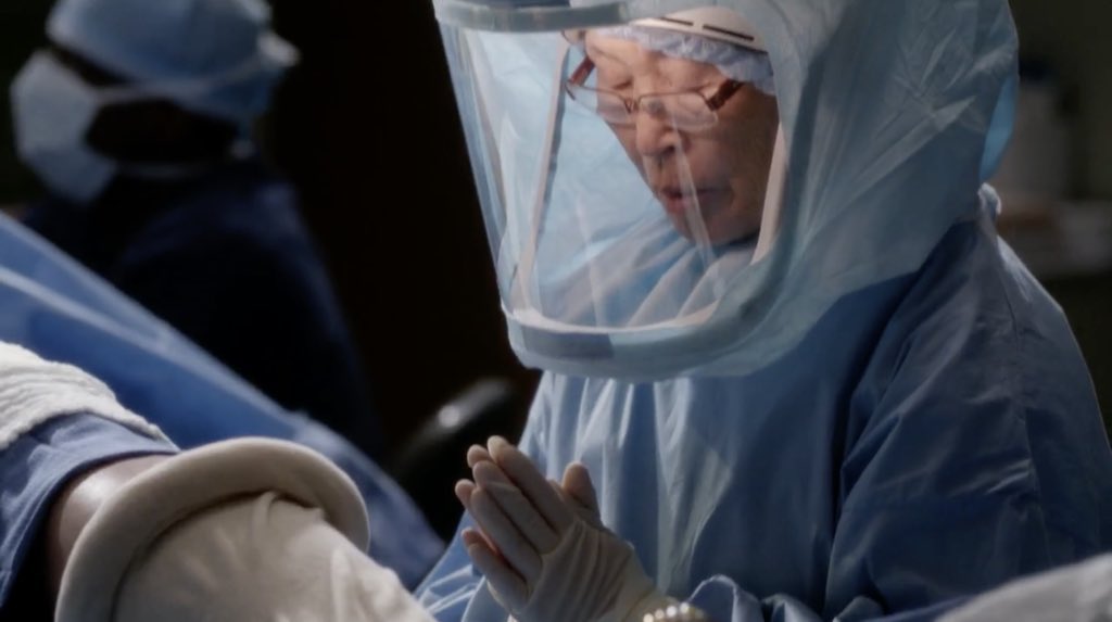 alexiscmalday27's tweet photo. After 16 years, I think we deserve a #GreysAnatomy episode from Bokhee’s pov. ITS TIME. She’s been there for every event, big &amp; small, since Meredith’s internship. Give her some credit PLEASE! When she was praying over Richard &amp; everyone stopped, I was sobbing. The real MVP!! https://t.co/xxAngrdU2C
