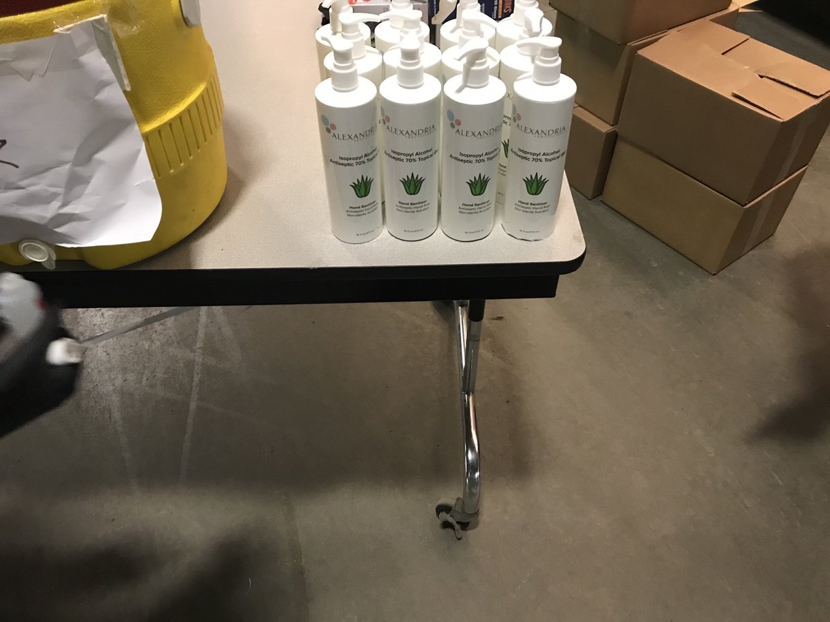 Just another day in the West....Keeping our people clean and safe.
#UPSersAreThere 
⁦<a href="/safetyfirstNED/">Northeast District Safety</a>⁩ ⁦<a href="/MarcCaputoNED/">Marc Caputo</a>⁩ ⁦<a href="/jenkowalik_/">Jennifer Kowalik</a>⁩ ⁦<a href="/BuffChsp/">Buffalo CHSP 1405 1421</a>⁩ ⁦@KurtMarxSafety⁩ ⁦@ronnayorga