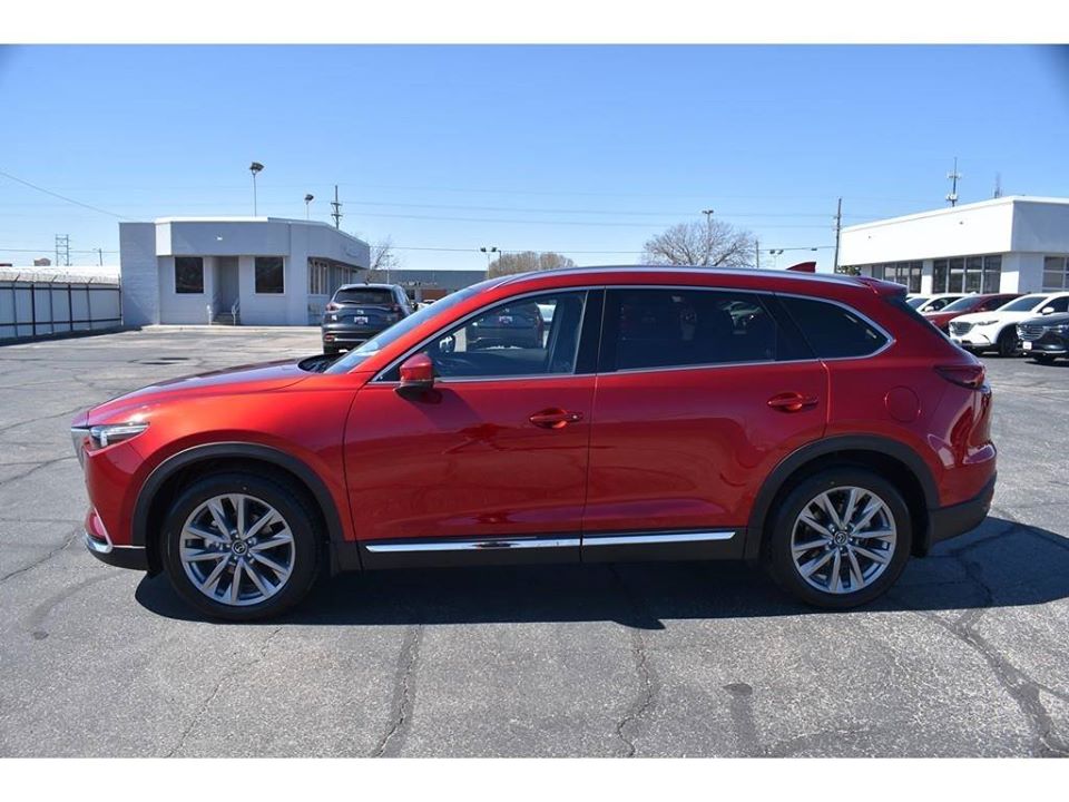 pike_mazda's tweet photo. This 2020 #Mazda #CX9 #Grand #Touring has everything you need for you and your family!
☑ 2 LCD Monitors in the Front
☑ Bluetooth Connectivity
☑ Back-Up Camera
☑ Keyless Entry &amp; Keyless Start
Shop now: https://t.co/dp9k5AItb0 https://t.co/QnDlBYr6ZN