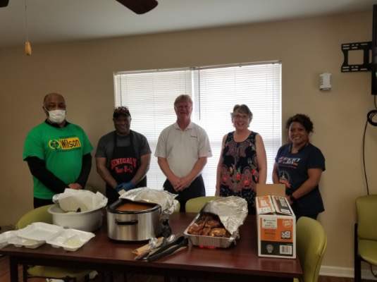 NAMISWLA's tweet photo. We are committed to helping those who have been impacted by the #COVID19 situation in our community. Thanks to the Sempra Energy Foundation’s $10,000 donation, we can now do even more. Thank you @SempraEnergy Foundation! Here’s something we did for our community this week! https://t.co/OXpJTaHTJ4