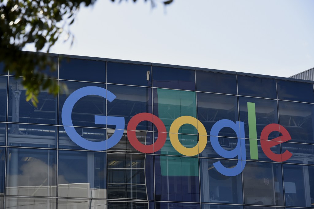 TechCrunch's tweet photo. Google starts highlighting virtual care options in Search and Maps https://t.co/ylE4l8y75U by @fredericl https://t.co/56KVkfWcTN