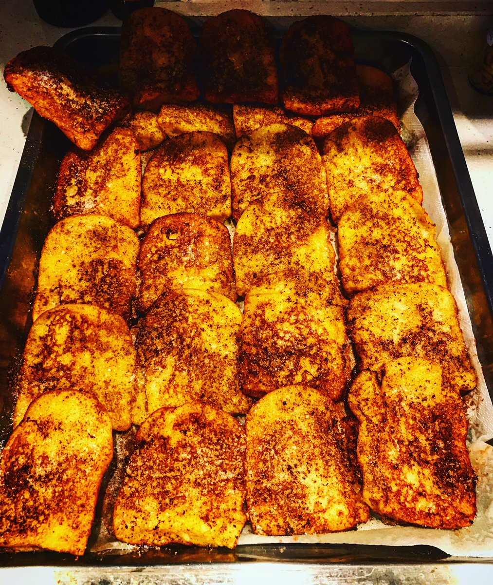 FbDvg's tweet image. #YoMeQuedoEnCasa con unas cuantas #torrijas