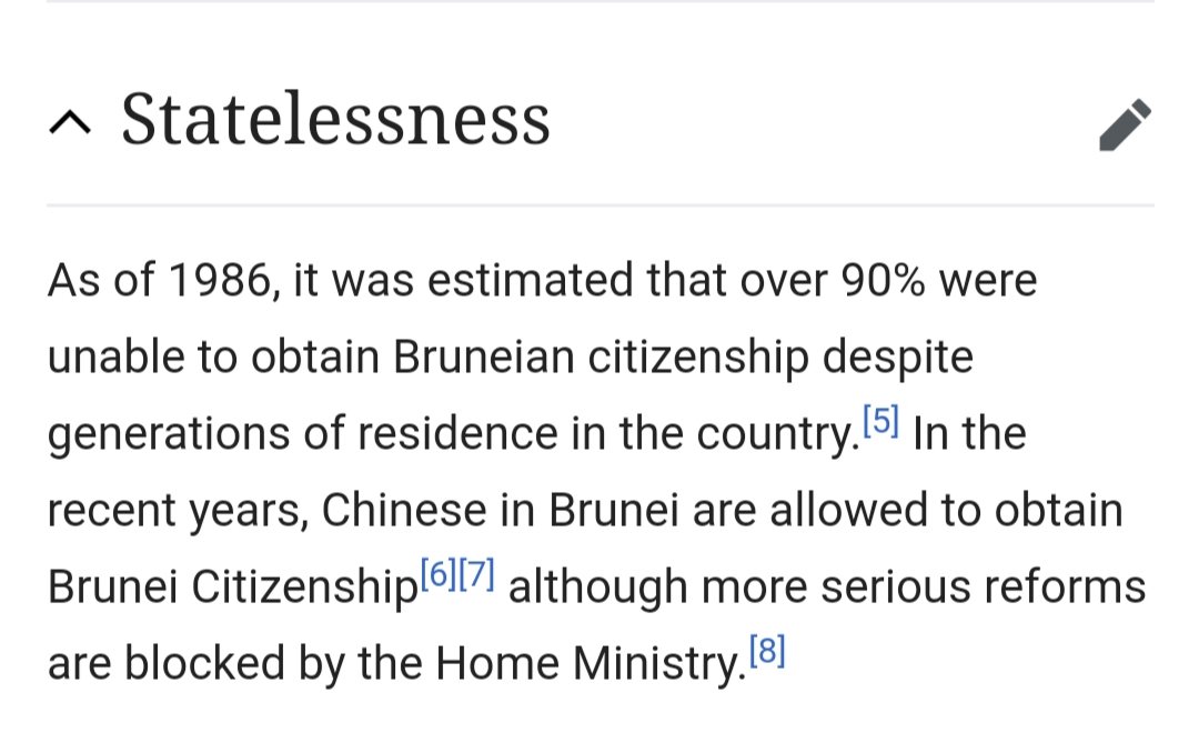 Ketika mereka menjadi jajahan Britania Raya, seluru penduduk di Brunei (termasuk etnis Tionghoa) mendapat status sebagai "British Subject".Setela merdeka, 90% etnis Tionghoa di Brunei statusnya "STATELESS". https://en.m.wikipedia.org/wiki/Ethnic_Chinese_in_Brunei#Statelessness