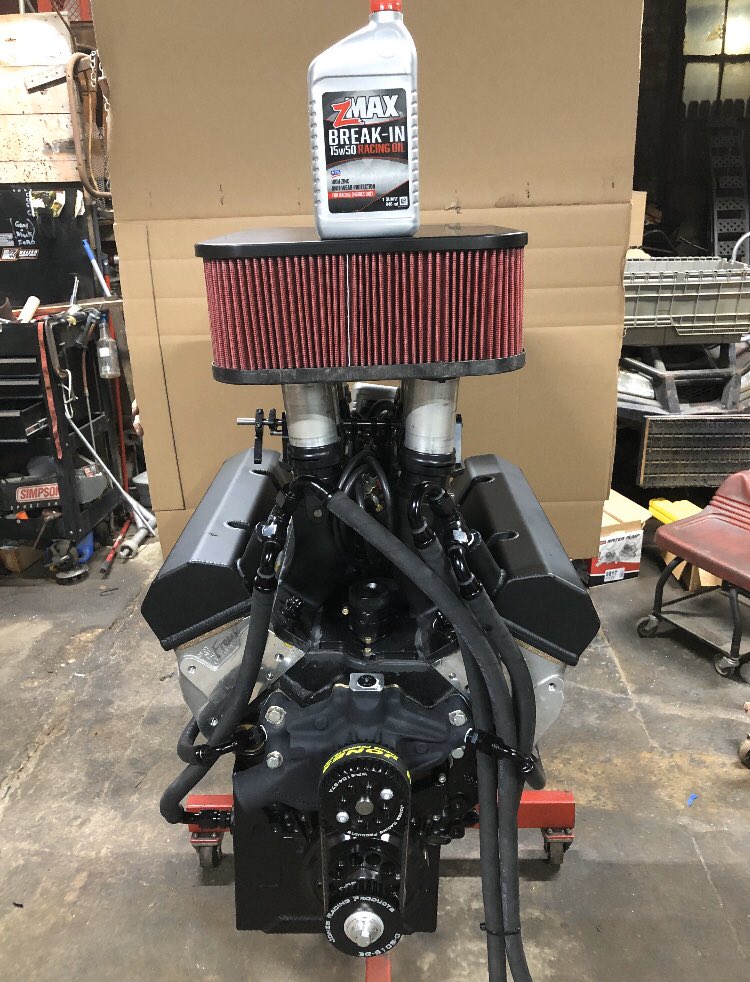 zMAXproducts's tweet photo. @shebesterlynn only trust @zmaxraceproducts for breaking in all of his engines! #zmax #zmaxraceproducts #breakinoil #usedbythebestinthebusiness #wevegotyoucovered https://t.co/eWsRT0vZeI