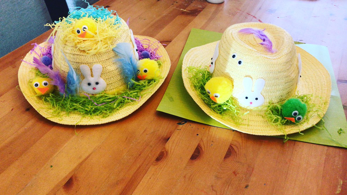 @MrsWardR @MrStinchcombY5 Easter bonnets today 🐣