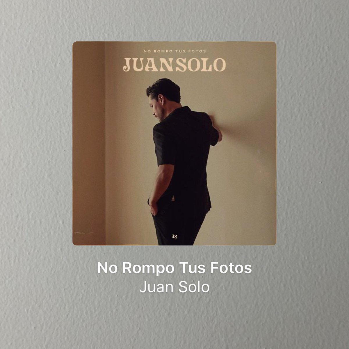 soyjuansolo's tweet photo. 🚨 ATENCIÓN AQUÍ 🚨 Las ganas de platicar con ustedes de la rola nueva me están matando... La familia de @SpotifyMexico me organizó una fiesta virtual hoy a las 5... Dale 🧡 para saber que quieres estar. https://t.co/8SbCSJObjP