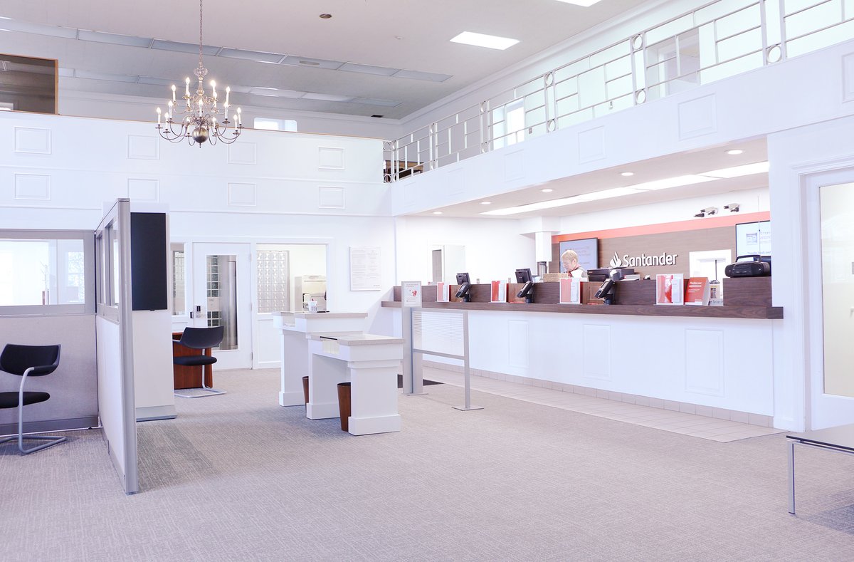 capeassociates's tweet image. Our Painting Division recently made improvements to several area Santander branches. Adding new carpeting, new paint and refinishing woodwork. We love the fresh new feel! See more: capeassociates.com/santander-bran…
#commitmentqualityintegrity #freshpaint #facelift #businessimprovements