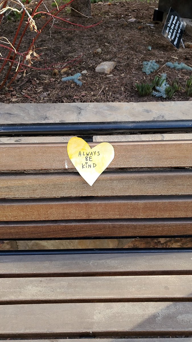VailGov's tweet photo. These colorful notes have been spotted all around town.

THANK YOU to the mysterious Sunshine Bandit for spreading messages of hope and positivity! #VailStrong https://t.co/6cbCLQDMLV