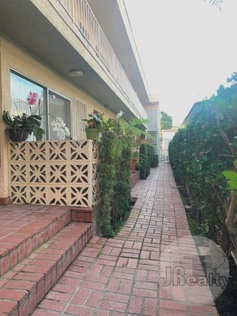 jrealty's tweet photo. 1115 S Wooster St 103 Los Angeles, CA 90035 https://t.co/J1M1OlqoLM #PicoRobertson #Jrealty #propertymanagement #forlease #forrent https://t.co/xmceUyEZMN