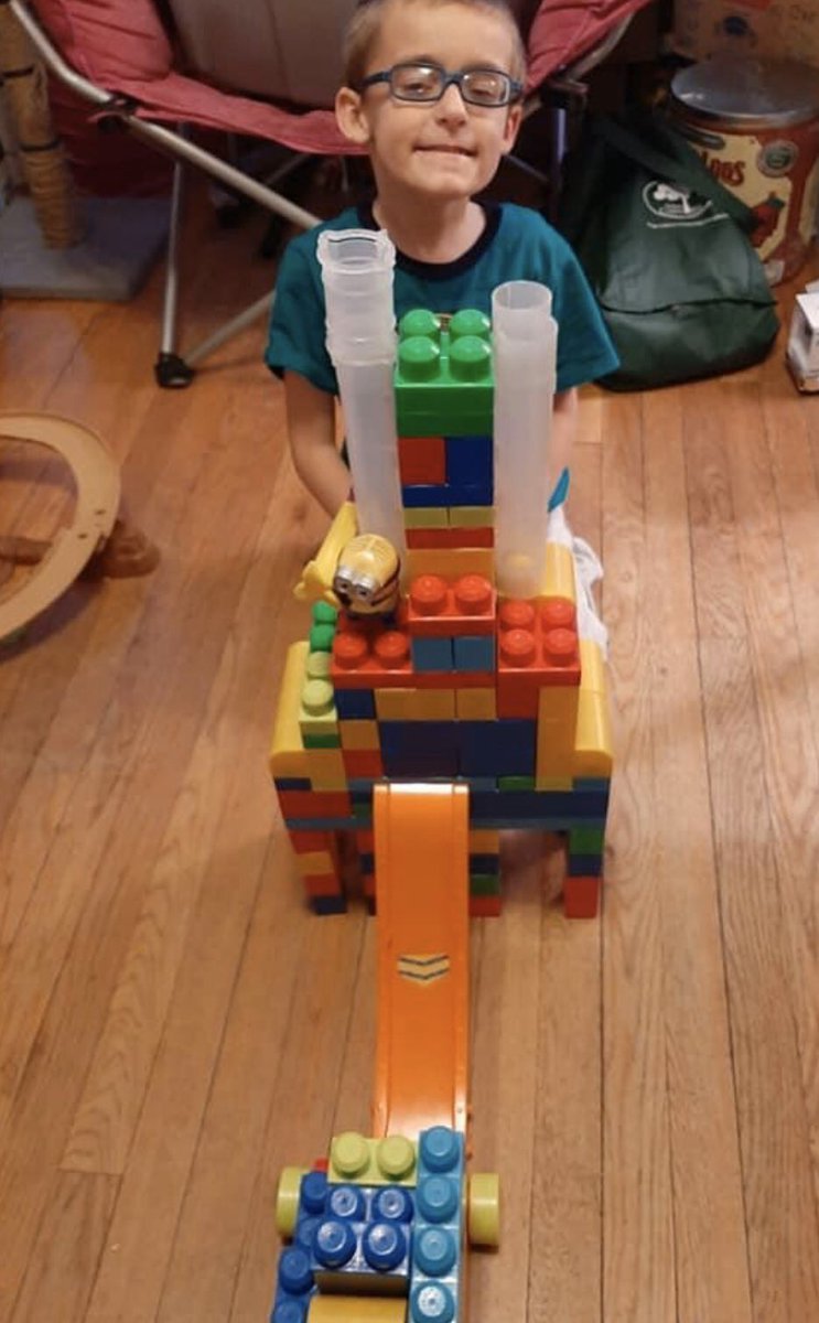 melissalynnwhe1's tweet photo. Trying to make learning fun and interactive can be tricking.... Taking our time to build a bridge makes it easy. #STEAM We used 3D shapes, measured how long it was, and used our math skills without even thinking about! @maplemagnet #remotelearning #playbase https://t.co/hFhuNYeUaY