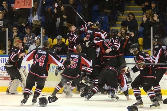 SpiritJrA's tweet photo. Oh, What a Night!: Good Friday 2012, the Spirit won the @OJHLOfficial championship in OT in Game 6 in Whitby.
Story of the amazing comeback by Mike Hayakawa
⏬
https://t.co/2VXgplsFeK

We’re remembering the championship in photos by @NickIwanyshyn courtesy @YorkRegion this month. https://t.co/qeVPAGKAYo