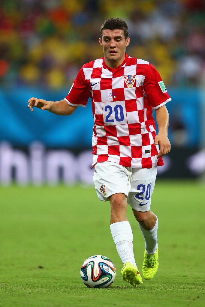 Kovacic has always been known for his dribbling ability. Croatian U17 manager Martin Novoselac: ”I have never seen a player with so much talent, especially on the ball. It’s just an honour to work with Mateo.”2/11