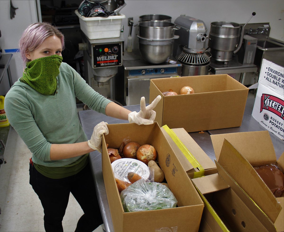 REAPMadison's tweet image. Today, we're launching the Farms to Families Fund / Fondo de Granjas a Familias initiative. We are working with Roots4Change Coop and Rooted to purchase fresh food from local farms in the @farmfreshatlas network and minority farmers and distribute it...