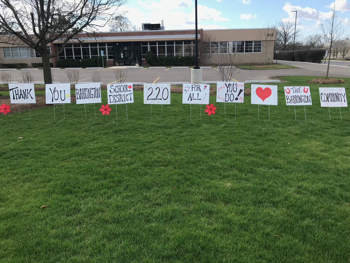 A wonderful surprise in front of the Barrington 220 district office today!   We are so thankful for a supportive community!   #Ilsuptstepup <a href="/barrington220/">Barrington 220</a> <a href="/IllinoisASA/">IASA</a> <a href="/AASAHQ/">AASA</a> <a href="/GovPritzker/">Governor JB Pritzker</a> <a href="/ISBESupt/">IL State Superintendent</a>