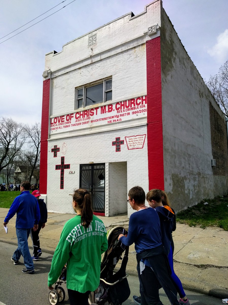 A storefront protestant ecclesial community gathering space in Englewood