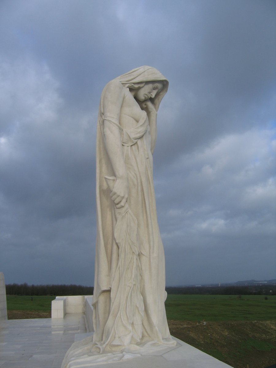 There are 20 figures in Allward's design. The most prominent is the cloaked woman which her head bowed in sadness. She is known as Canada Bereft or Mother Canada. She represents the young nation of Canada mourning her dead.