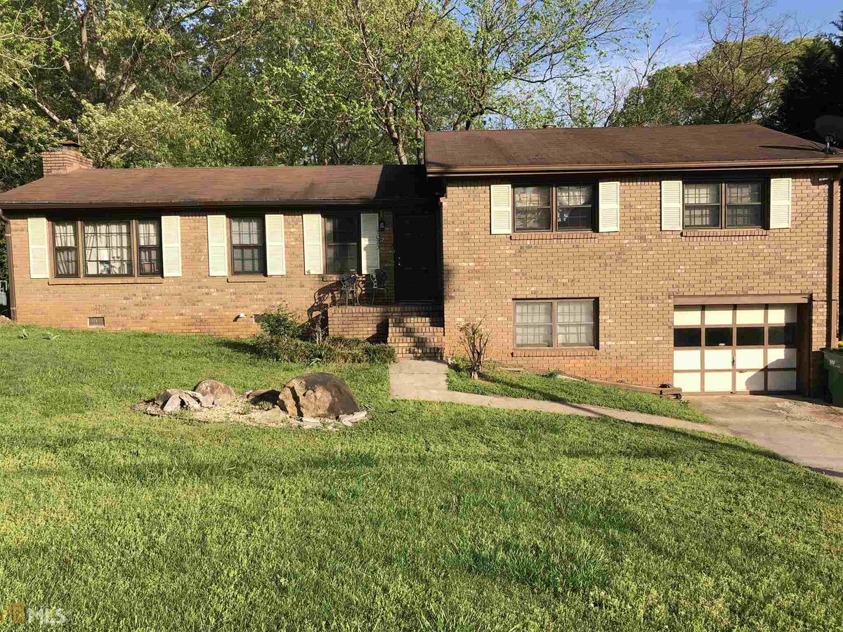 NeeseBeal's tweet photo. Check out my newest listing in #Woodstock! Tell me what you think!  #realestate https://t.co/JRFbSNFFvb https://t.co/GbTbNCFfiL