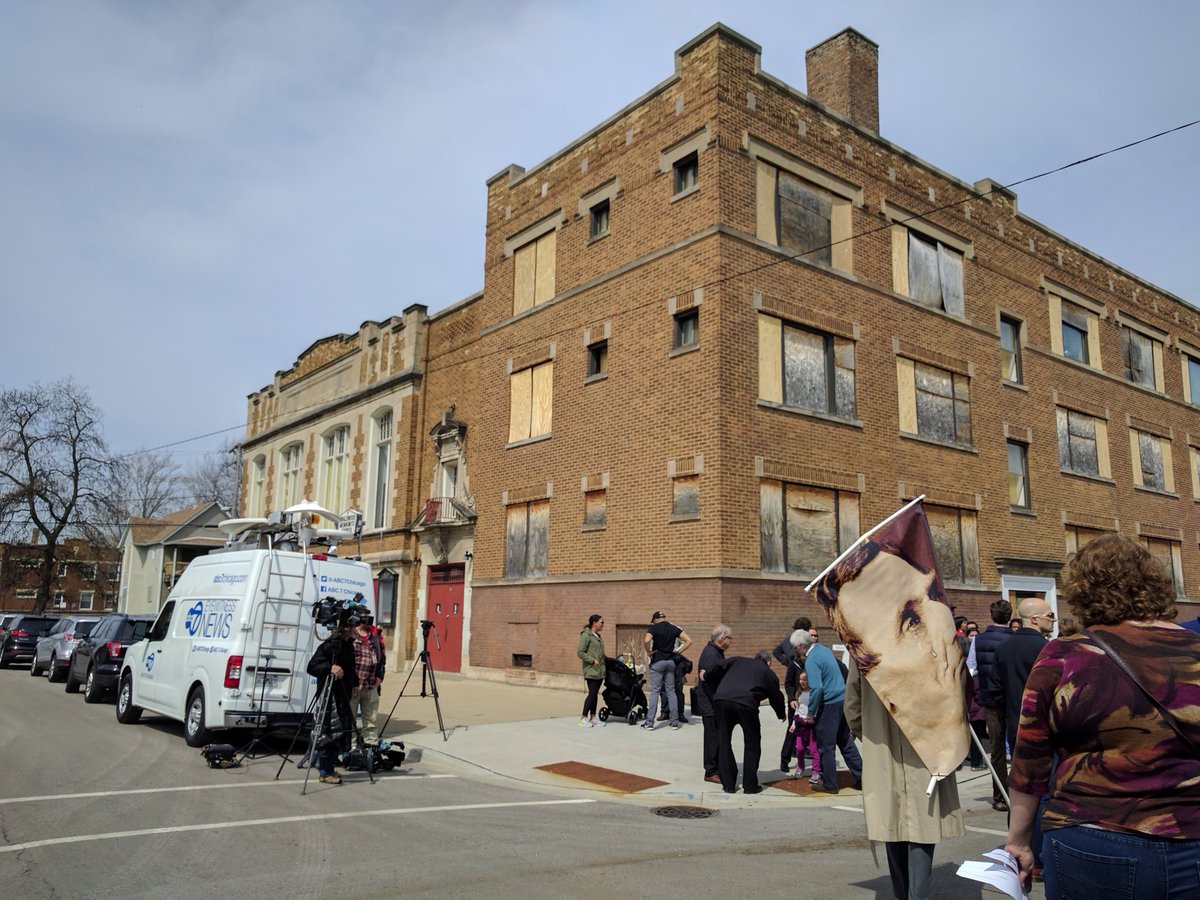 Finally we reached the 68th & Green where the media were waiting. More stations read. This "ecumenical" event sidelined Mary to appease the protestants & unfaithful. There was no intercessions to Our Lady. During a peace walk.