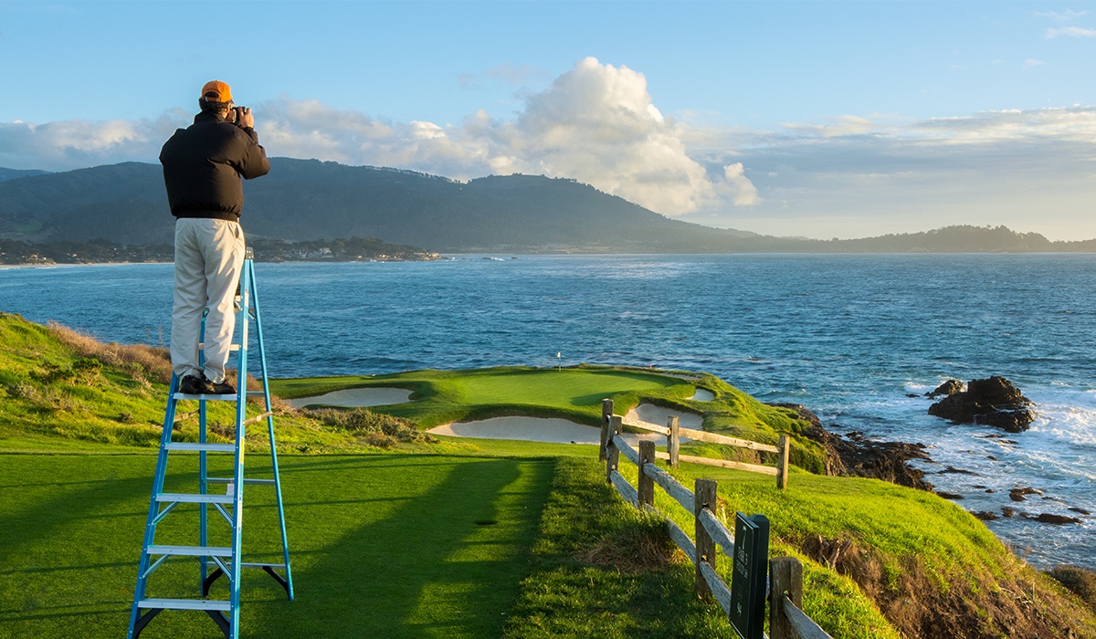 Have golf courses ever looked more dramatic and beautiful than this? 

Here's our exclusive interview with <a href="/Evan_Schiller/">Evan Schiller</a>, one of the world's greatest golf course photographer. 
bit.ly/2wuFwd7

#golfphotography #discover #art #travel #pebblebeach