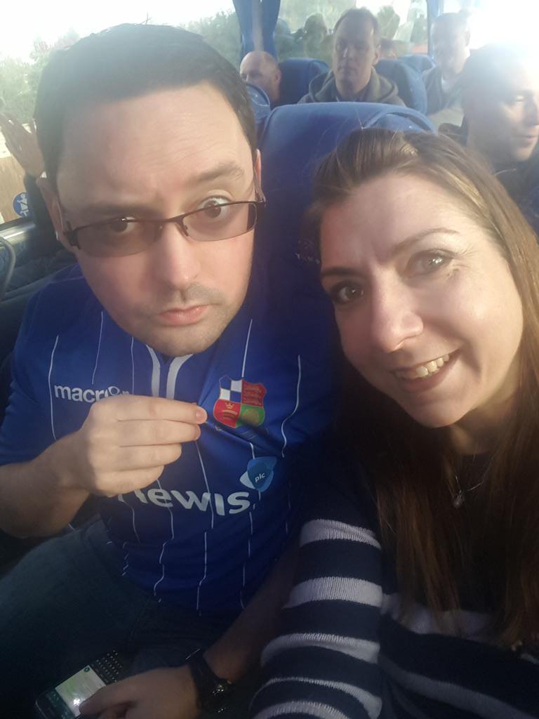 SallyAxtell's tweet photo. Back on the fun bus and homeward bound. What a day. We do this every week. @Wealdstone_FC @wfcpop #UTS https://t.co/DC0E3U2TQd