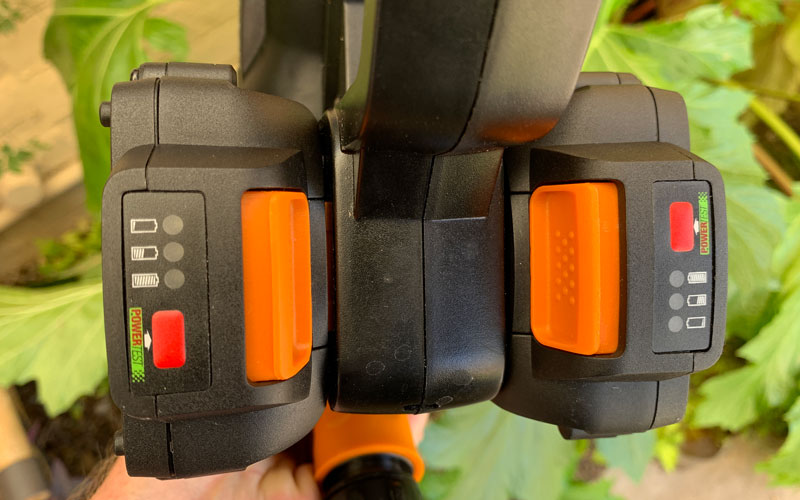 GardenJunkie1's tweet photo. The two 20 volt batteries used in this pressure cleaner mean a longer time of use. WORX Hydroshot Portable Pressure Cleaner WG644: Product Review @WORXTools https://t.co/XtNp3IfJGh #gpreview #pressurecleaner #40volt #cordlesstools #cordlesspressurewasher https://t.co/a4oNl48ztW