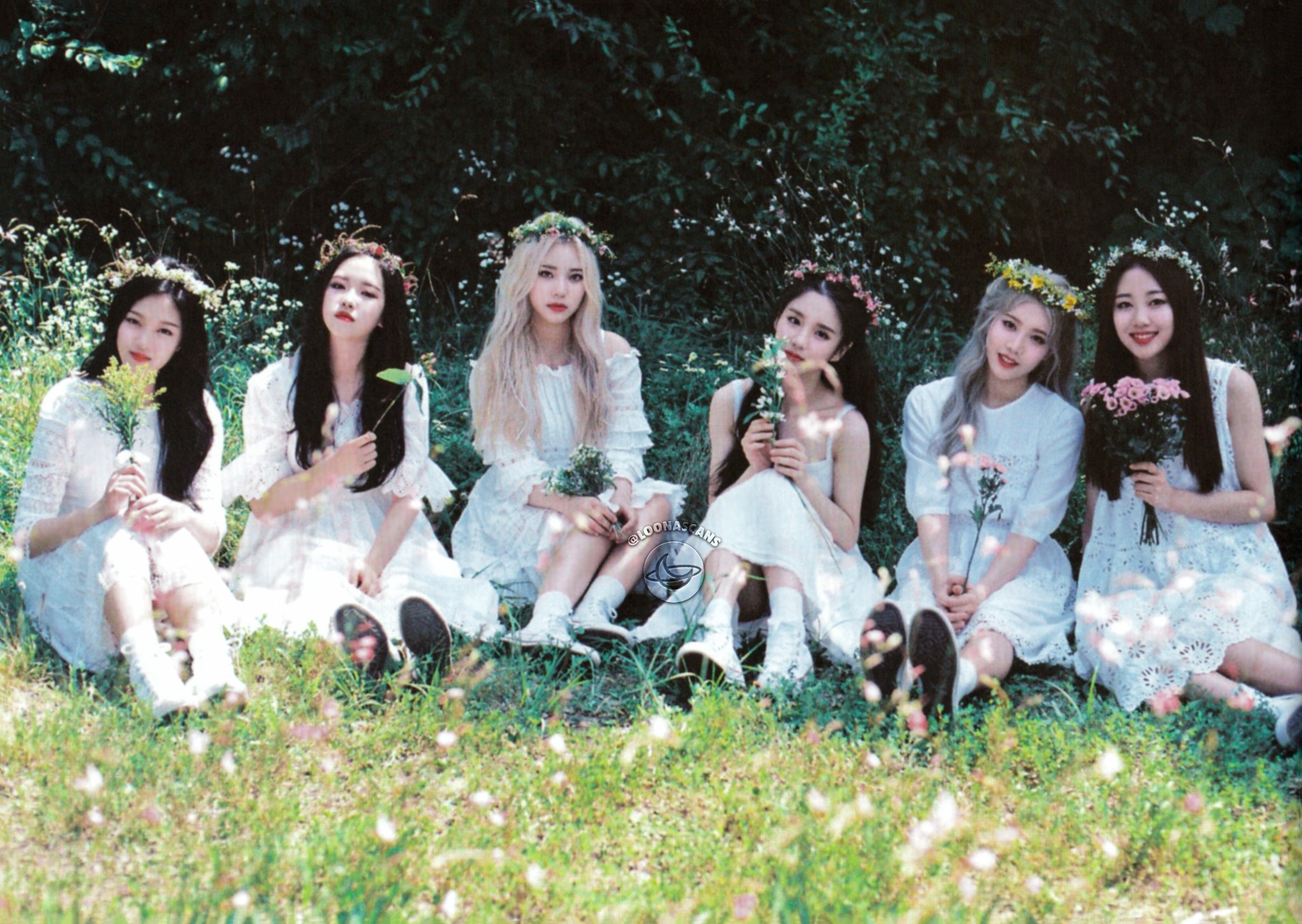 LOONA Kcon 写真立て　QRコード付き LOONA Kcon 写真立て QRコード付き タレントカード