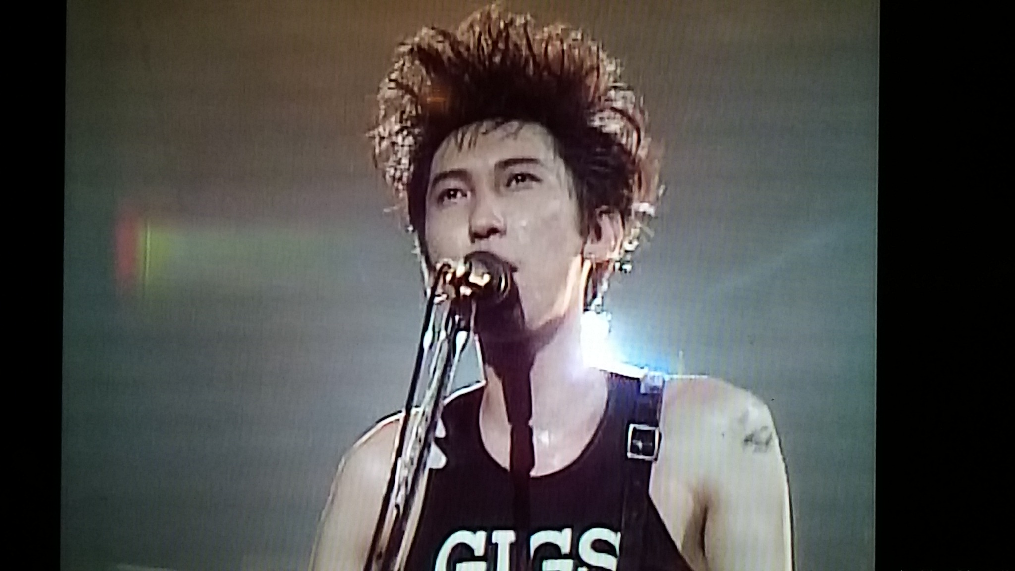 千ﾂｶﾞ やばい寝れなすぎてboowyのライブ3つ見てしまった やっぱかっけーな Boowy 布袋寅泰 氷室京介 高橋まこと 松井常松 T Co Yr8j1um6qq Twitter